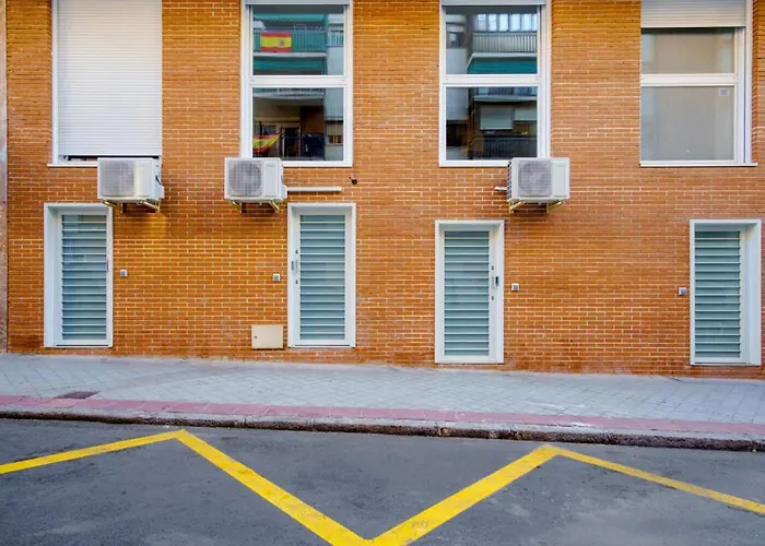 Cozy- 1 Bd 1, 5 Bth - Delicias Atocha - 20C